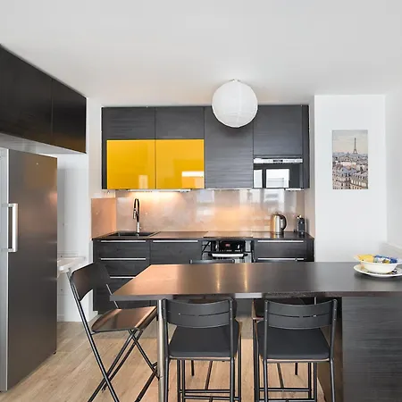 Le Petit Paris Apartament *